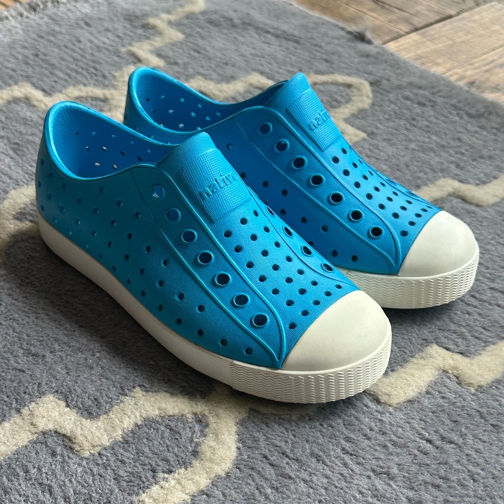 Native Kids Sneakers - Bright Blue and White